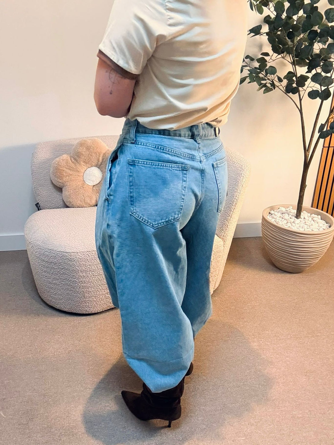 Steffy Jeans