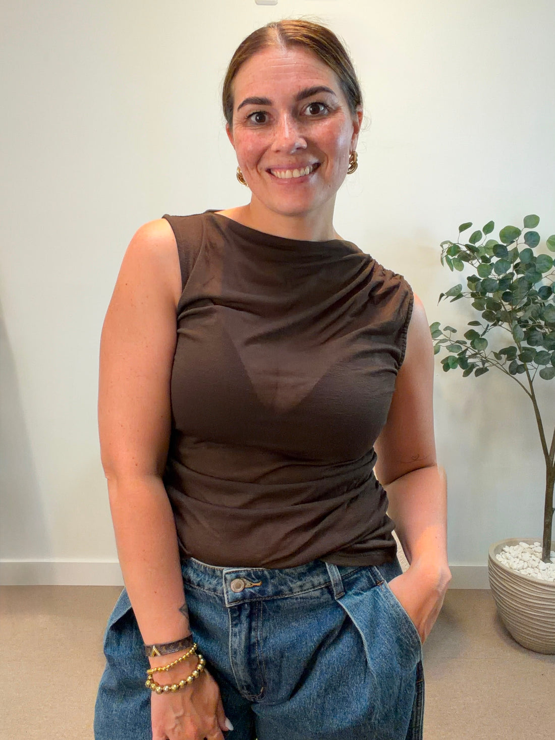 Top Lela - Bruin